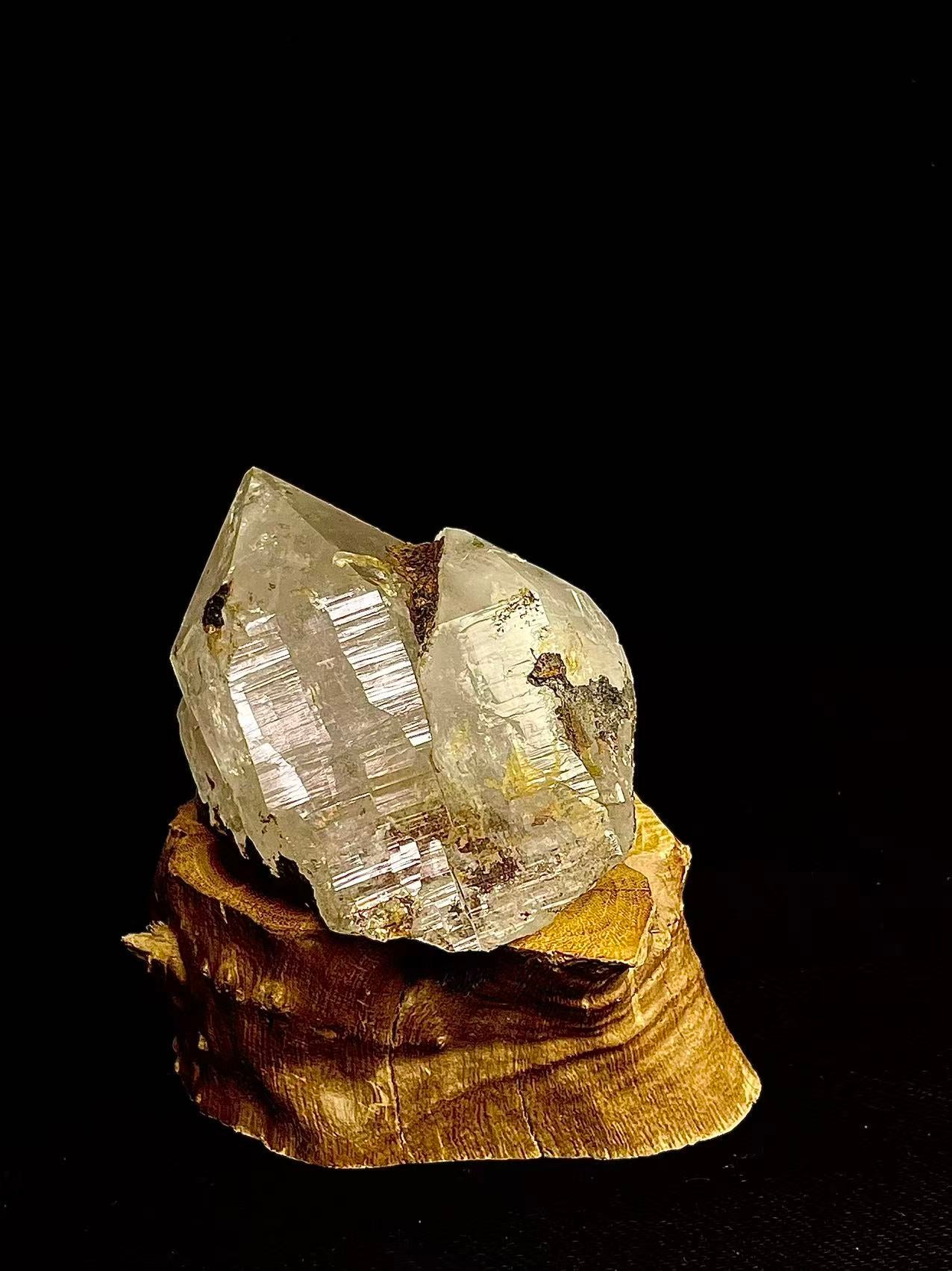 Himalaya-Kristall · Silberberg im Sonnenlicht