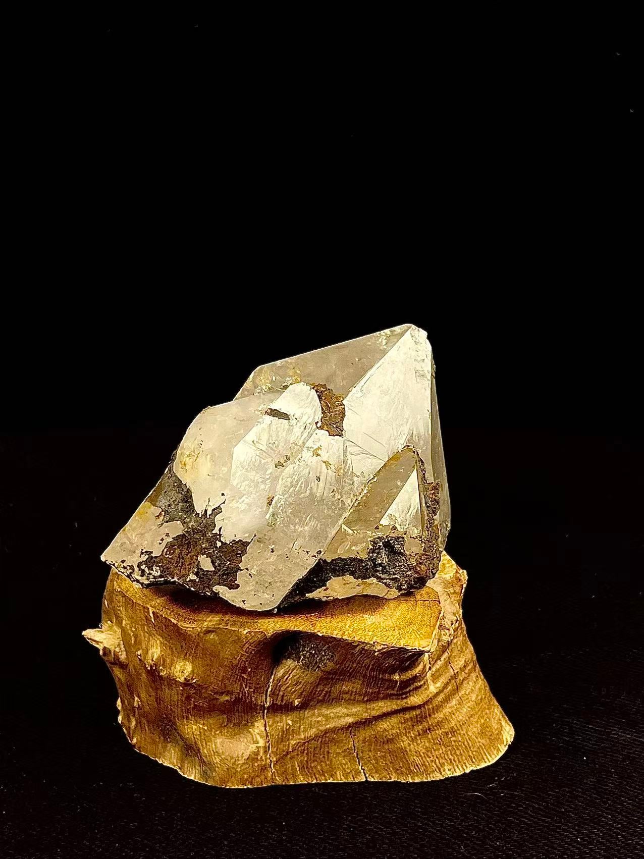 Himalaya-Kristall · Silberberg im Sonnenlicht